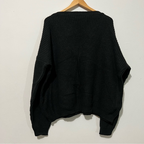 Oversized V Neck Knit Sweater - Picture 3 of 3